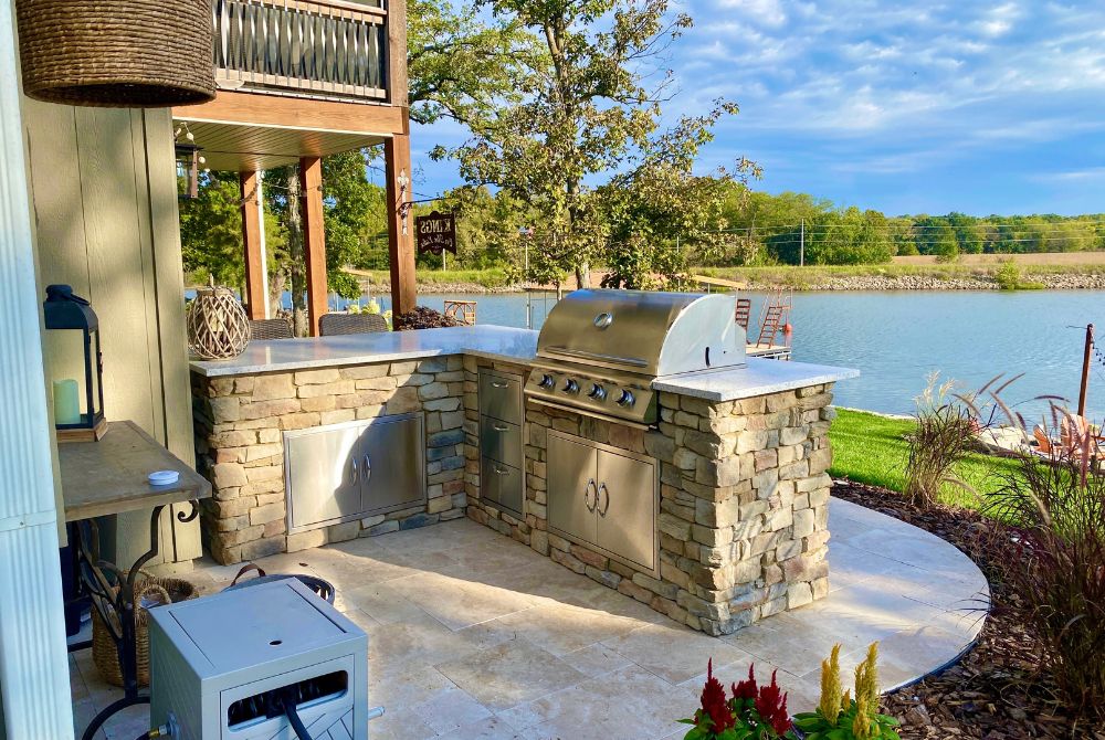 layout ideas patio kitchen